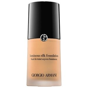 GIORGIO ARMANI Luminous Silk Foundation 3